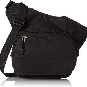 NWT Everest Messenger Bag - Medium